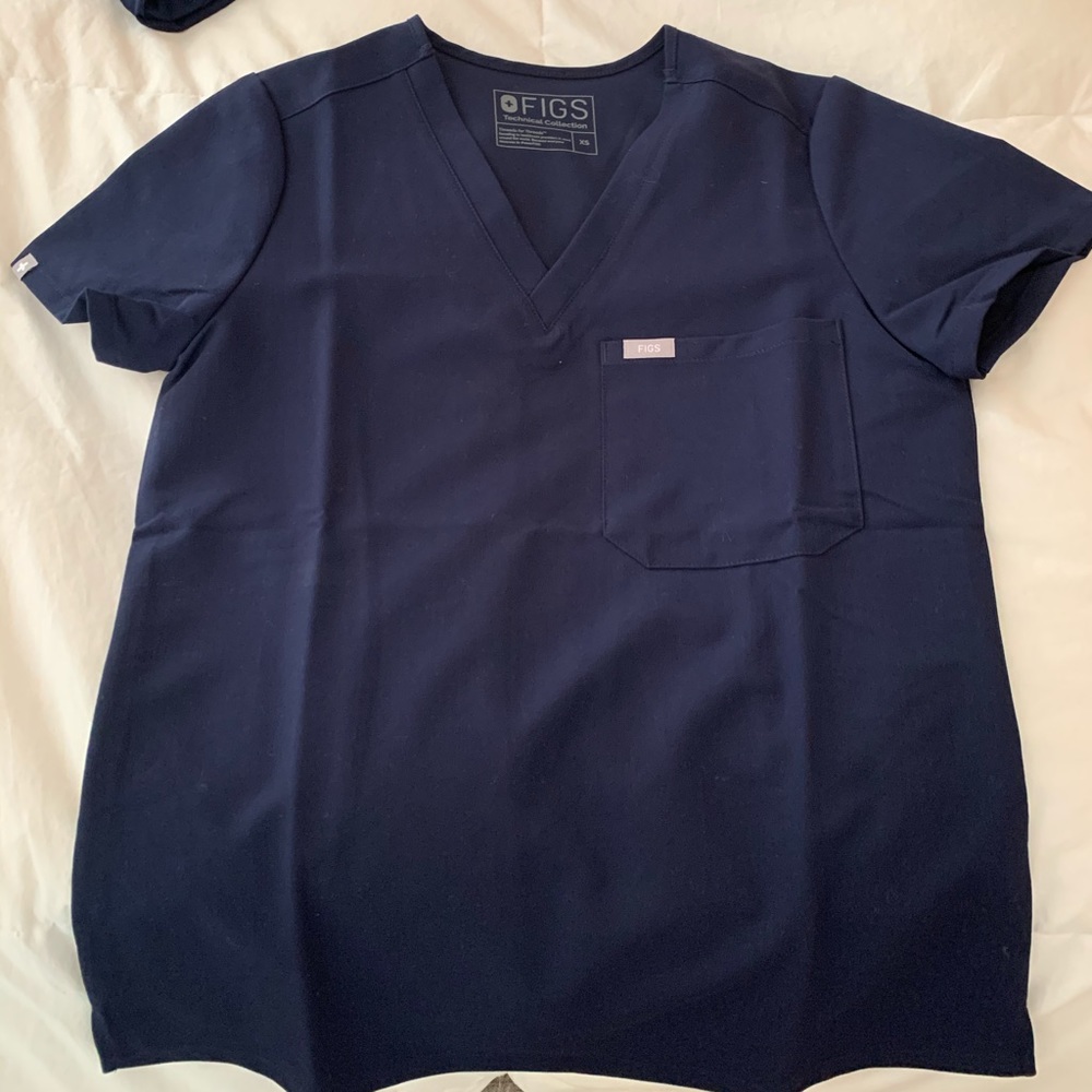 FIGS Navy Blue Scrub Set